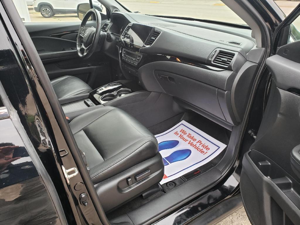 used 2020 Honda Pilot car, priced at $23,990