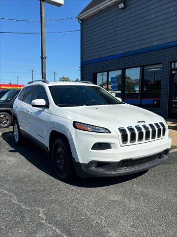 used 2015 Jeep Cherokee car, priced at $11,199