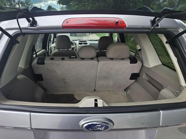 used 2008 Ford Escape Hybrid car, priced at $6,000