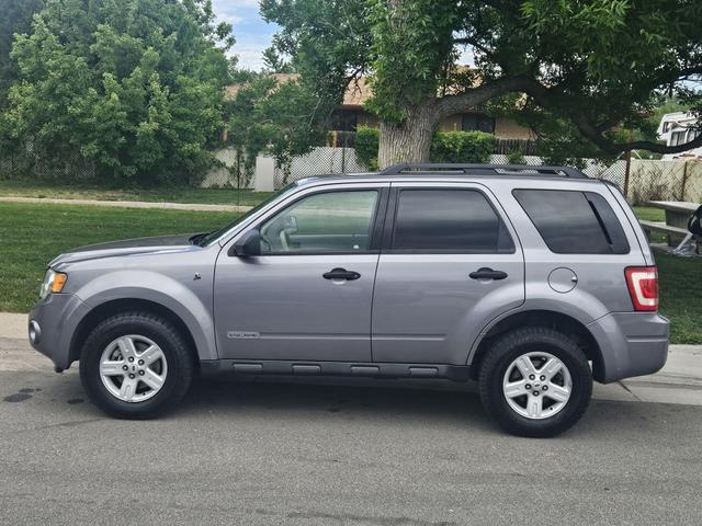 used 2008 Ford Escape Hybrid car, priced at $6,000