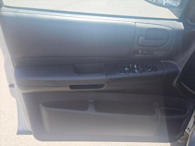 used 2001 Dodge Dakota car, priced at $8,488