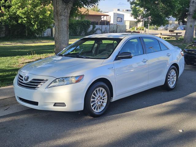 used 2007 Toyota Camry Hybrid car, priced at $7,988