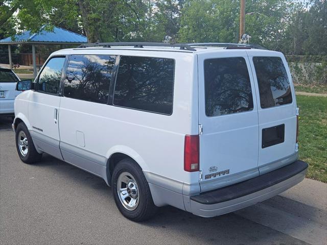 used 2000 GMC Safari car, priced at $7,988