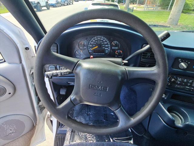 used 2000 GMC Safari car, priced at $7,988