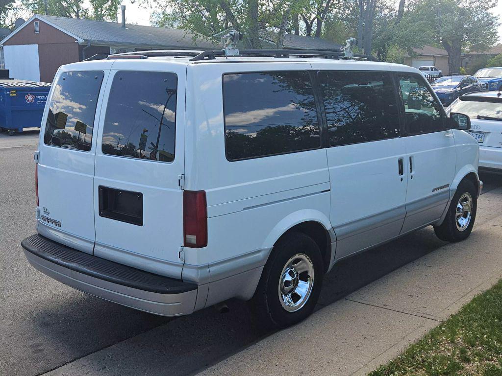 used 2000 GMC Safari car, priced at $6,988