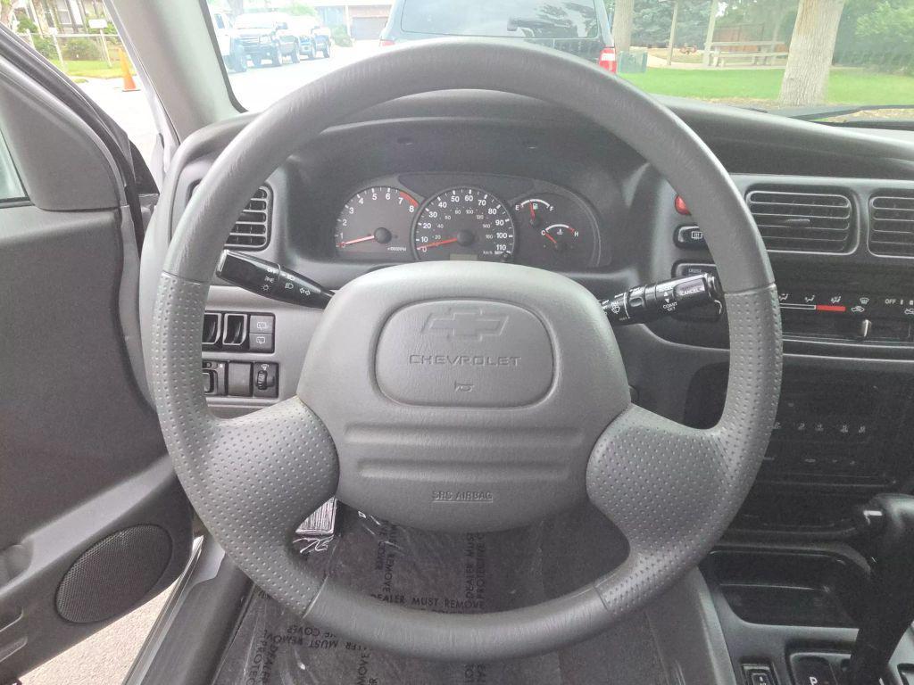 used 2002 Chevrolet Tracker car, priced at $6,250