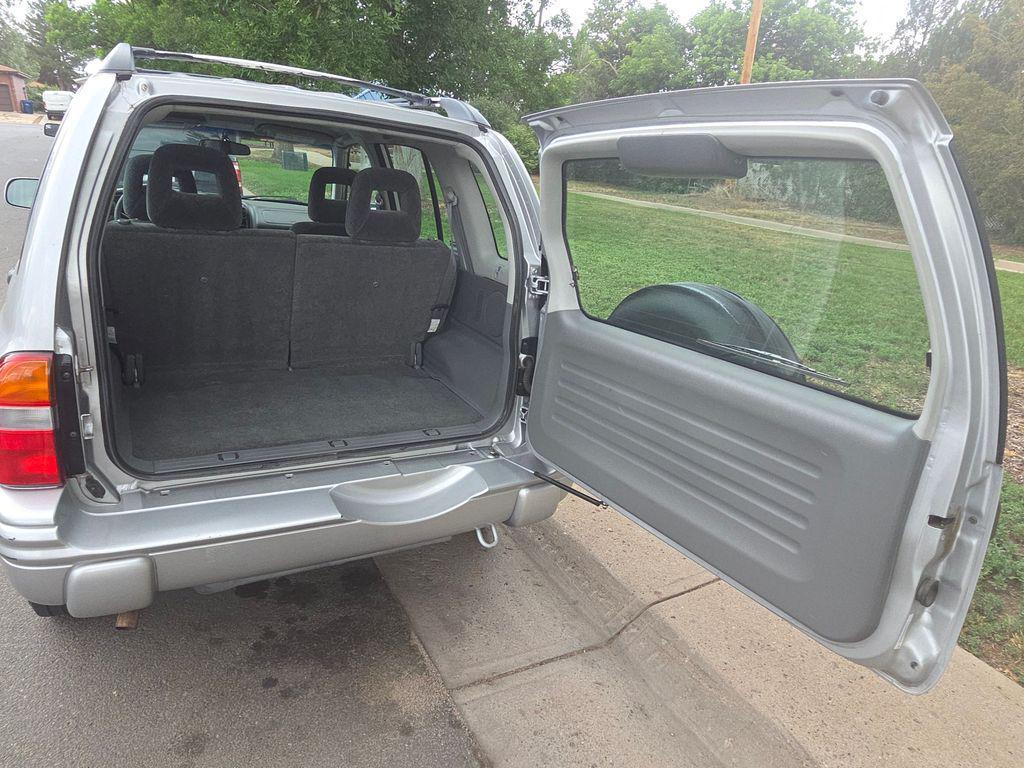 used 2002 Chevrolet Tracker car, priced at $6,250