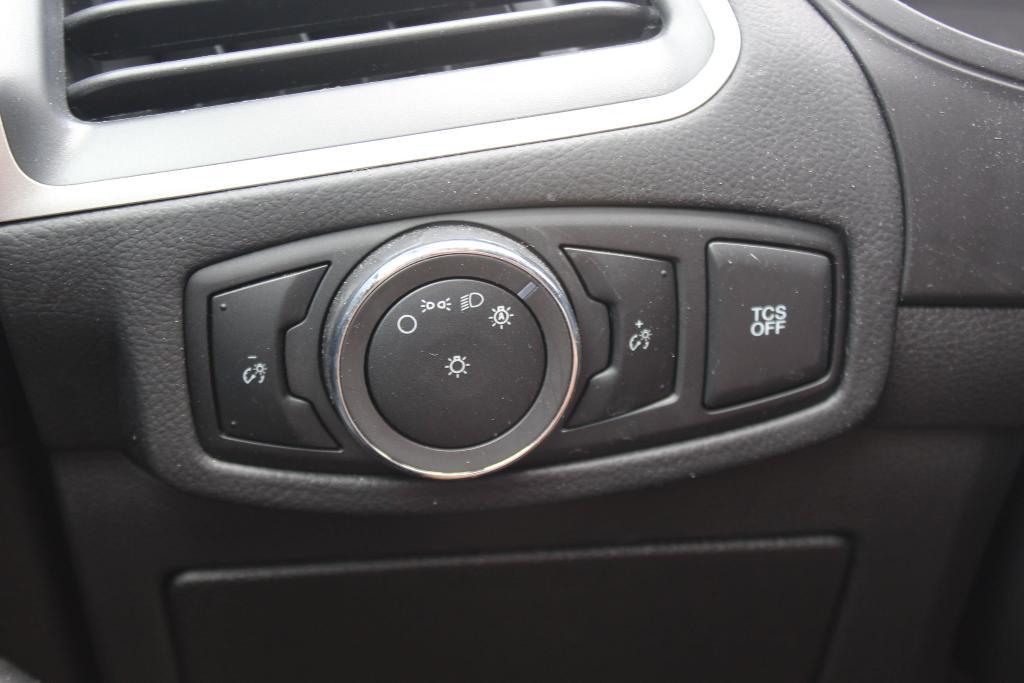 used 2024 Ford Edge car, priced at $30,997