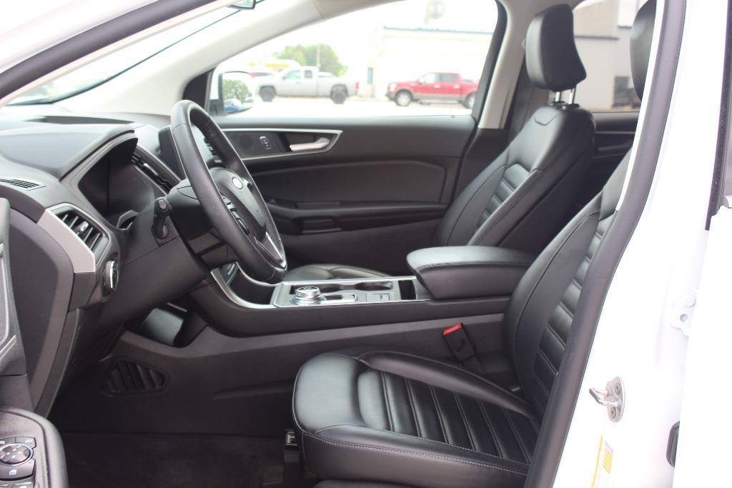used 2024 Ford Edge car, priced at $30,997