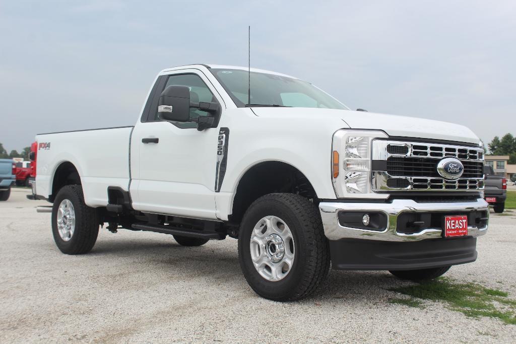 new 2025 Ford F-350 car, priced at $57,877