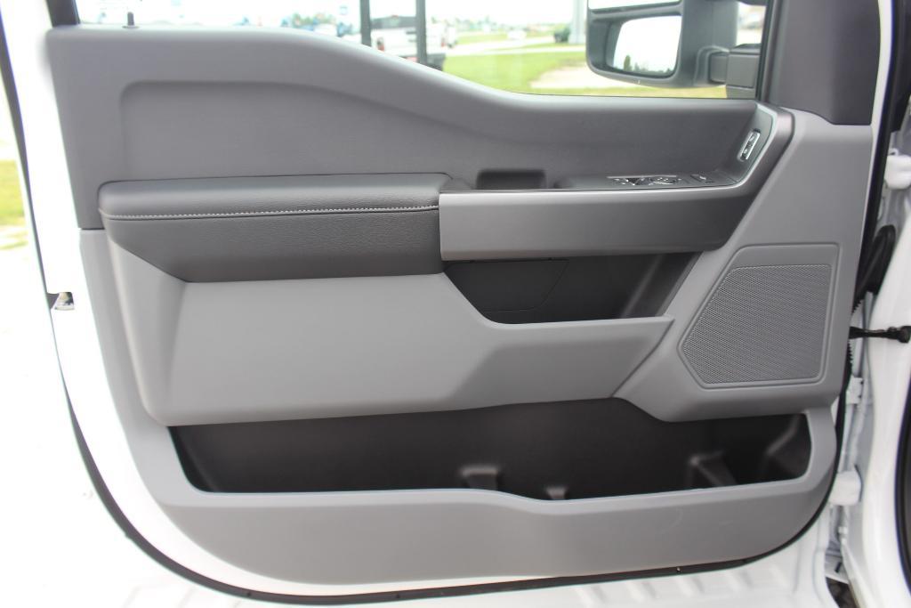 new 2025 Ford F-350 car, priced at $57,877