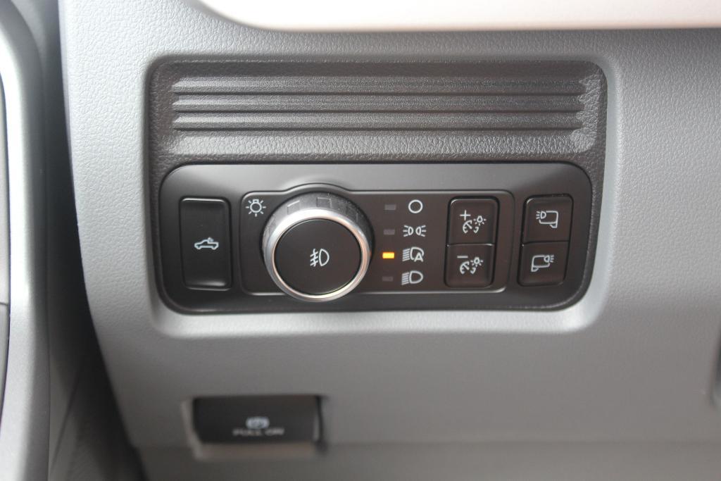 new 2025 Ford F-350 car, priced at $57,877