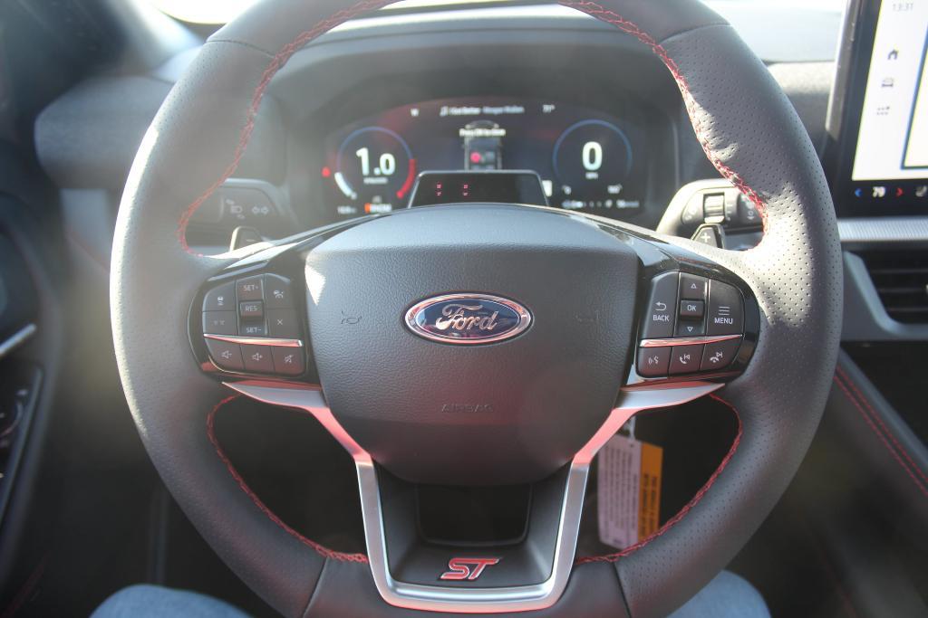 new 2025 Ford Explorer car, priced at $61,860