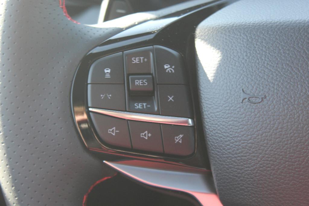 new 2025 Ford Explorer car, priced at $61,860