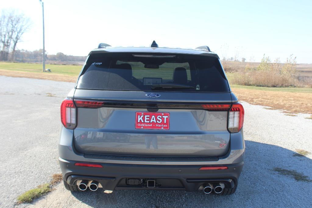 new 2025 Ford Explorer car, priced at $61,860