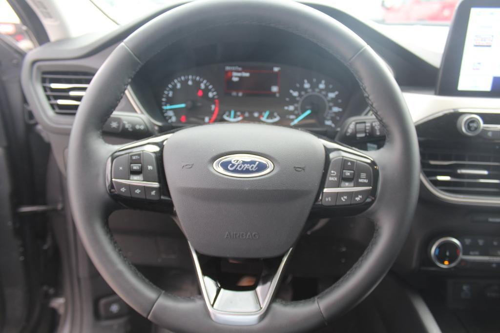 used 2022 Ford Escape car, priced at $23,066