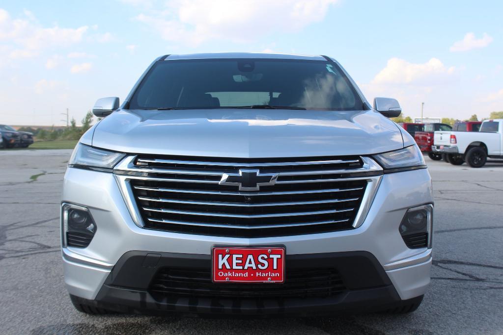 used 2022 Chevrolet Traverse car, priced at $32,990