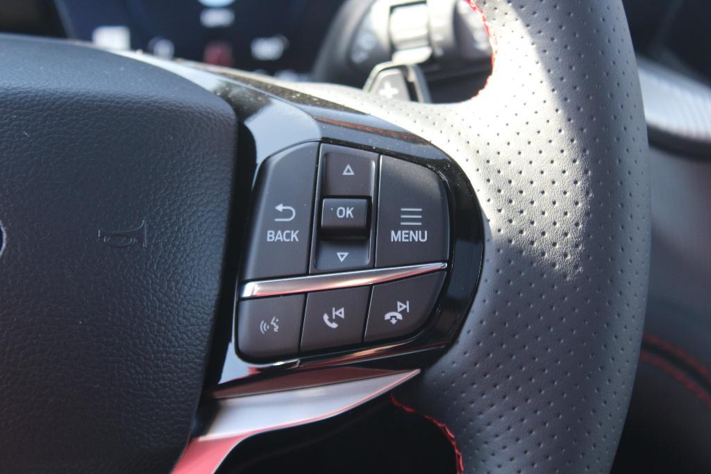 new 2025 Ford Explorer car, priced at $62,355