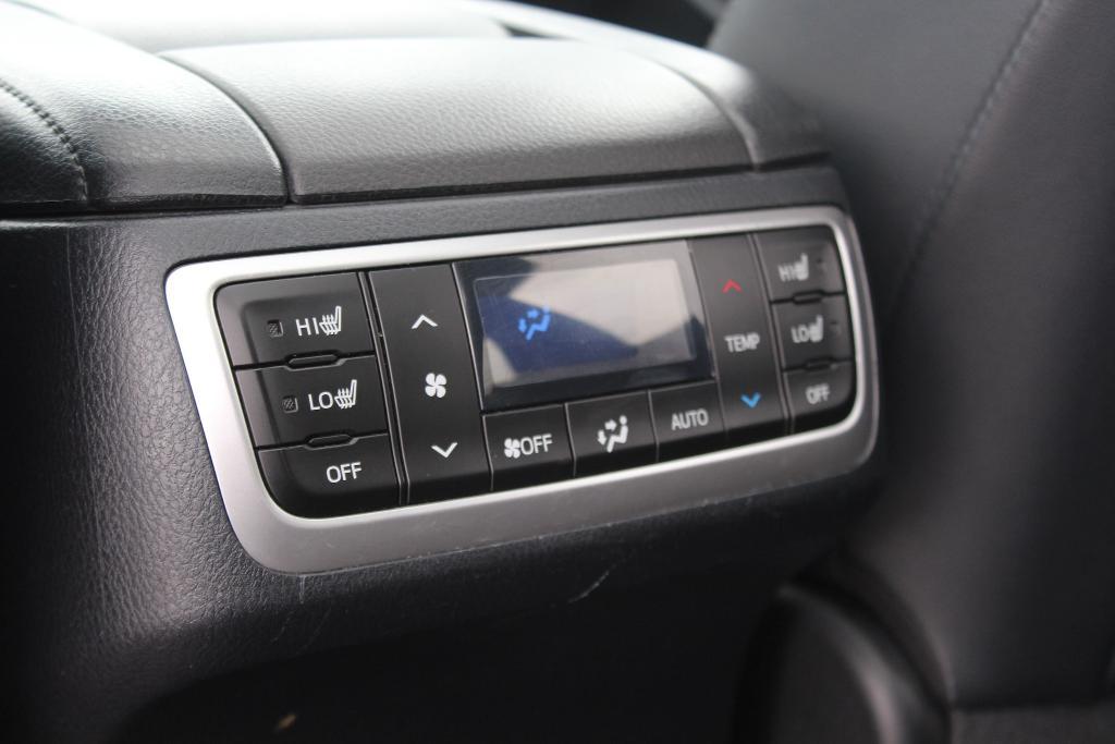 used 2015 Toyota Highlander car, priced at $16,997