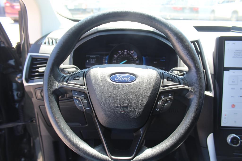 used 2024 Ford Edge car, priced at $27,997