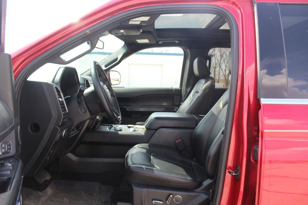 used 2021 Ford Expedition car