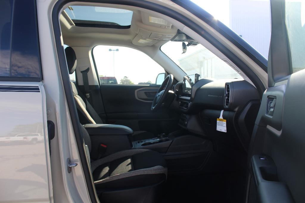 new 2025 Ford Bronco Sport car, priced at $36,470