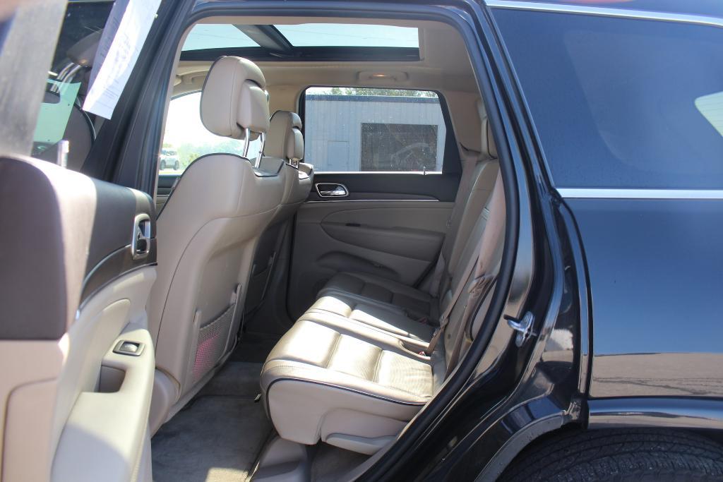 used 2015 Jeep Grand Cherokee car, priced at $13,995