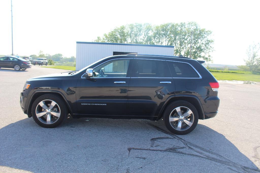 used 2015 Jeep Grand Cherokee car, priced at $14,495