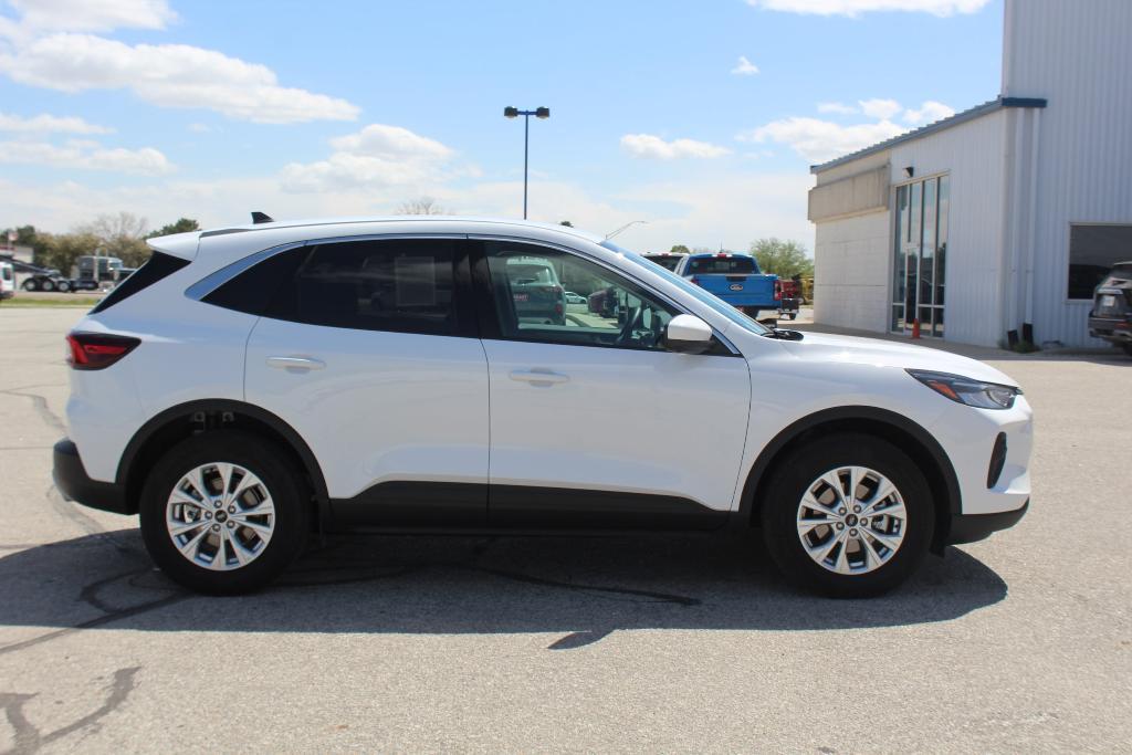 used 2023 Ford Escape car, priced at $29,997