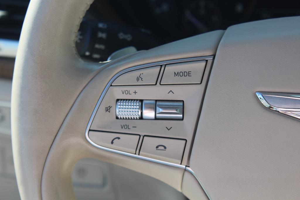 used 2020 Genesis G90 car, priced at $29,990