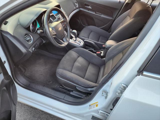 used 2015 Chevrolet Cruze car, priced at $5,499