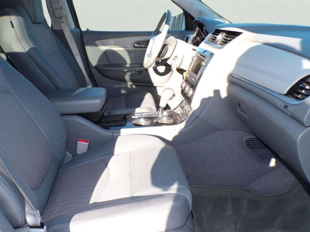 used 2016 Chevrolet Traverse car, priced at $11,850