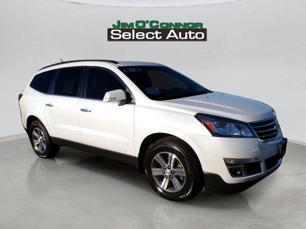used 2016 Chevrolet Traverse car, priced at $11,850