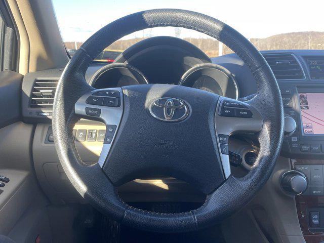 used 2012 Toyota Highlander car, priced at $12,900