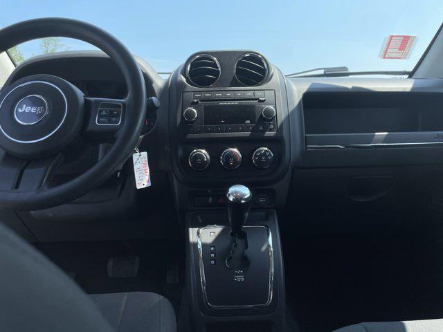 used 2013 Jeep Compass car, priced at $9,000