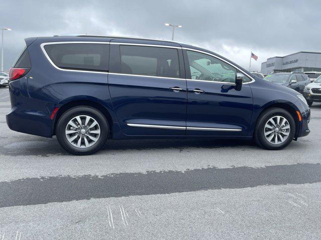 used 2020 Chrysler Pacifica Hybrid car, priced at $36,899