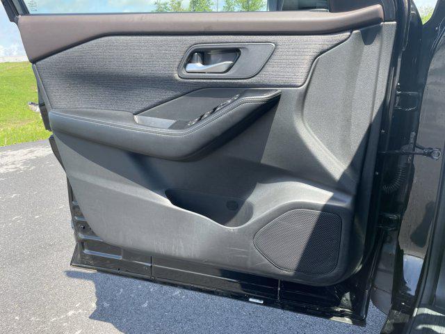 used 2023 Nissan Rogue car, priced at $22,500