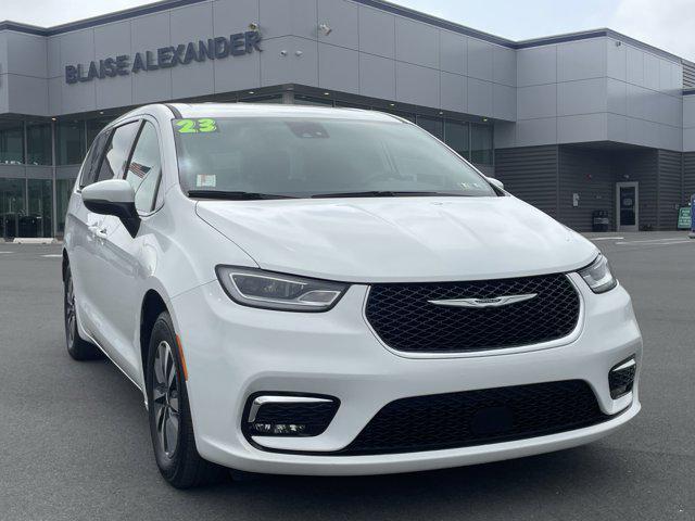 used 2023 Chrysler Pacifica Hybrid car, priced at $26,500