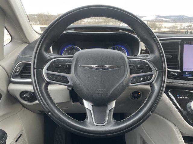 used 2022 Chrysler Pacifica car, priced at $31,000