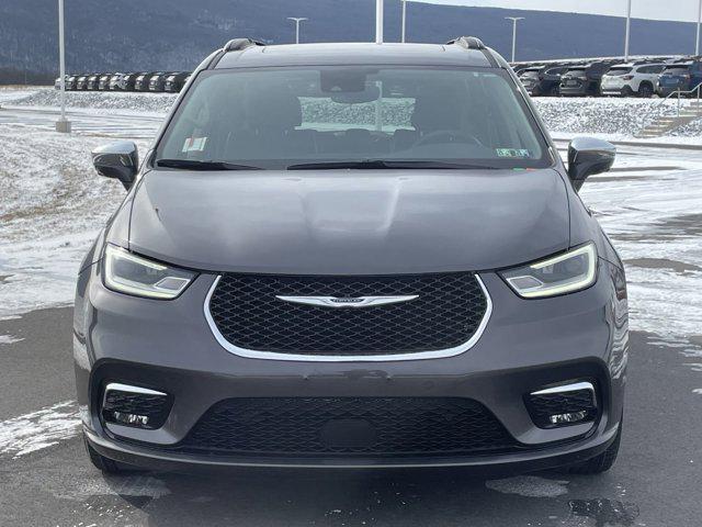 used 2022 Chrysler Pacifica car, priced at $31,000