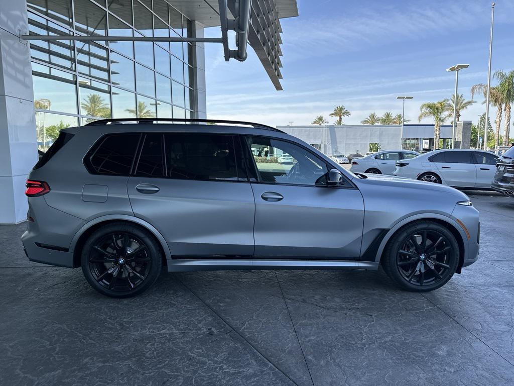new 2025 BMW X7 car, priced at $125,545