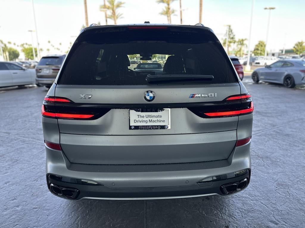new 2025 BMW X7 car, priced at $125,545