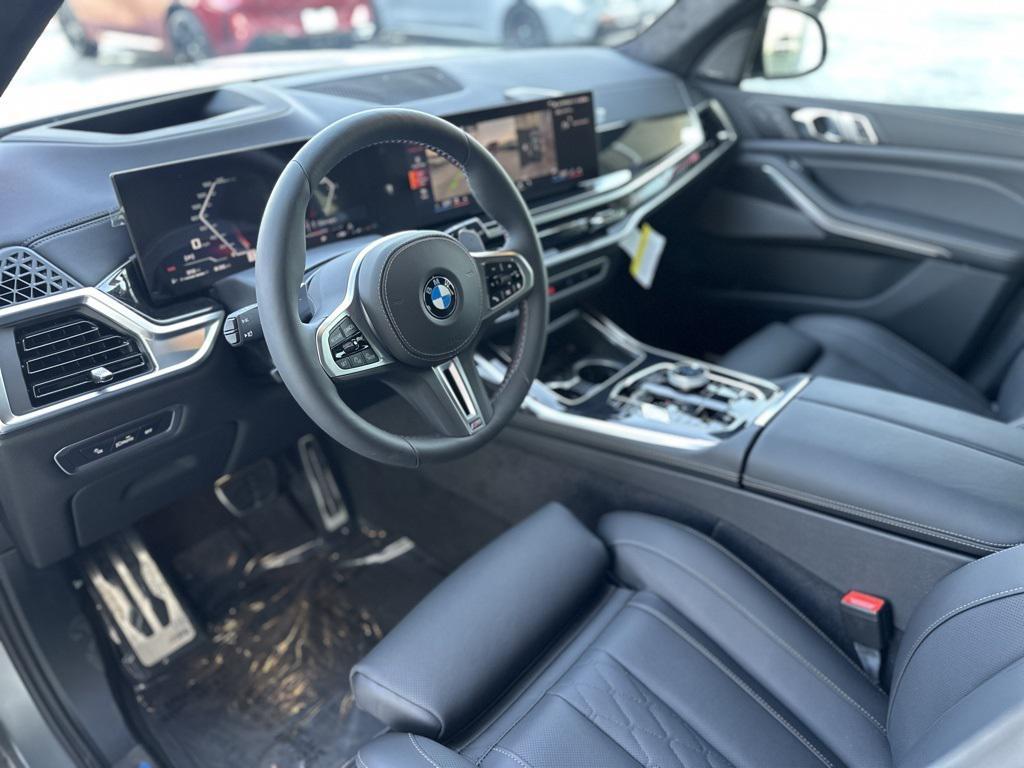 new 2025 BMW X7 car, priced at $125,545