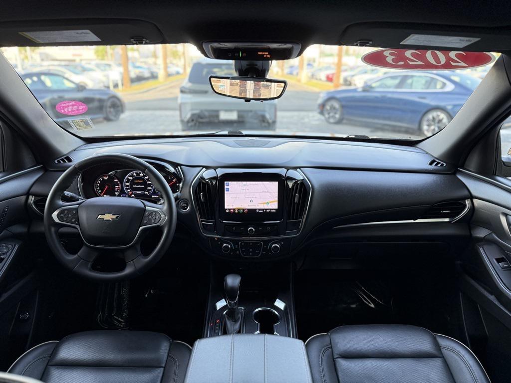 used 2023 Chevrolet Traverse car, priced at $37,990