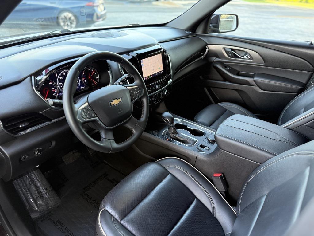 used 2023 Chevrolet Traverse car, priced at $37,990