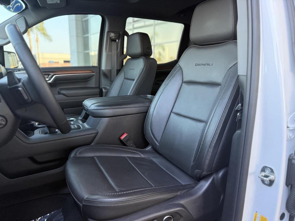 used 2024 GMC Sierra 1500 car, priced at $60,990