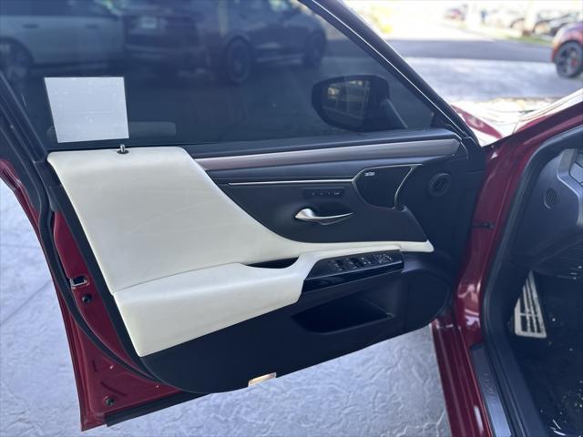 used 2022 Lexus ES 350 car, priced at $35,990