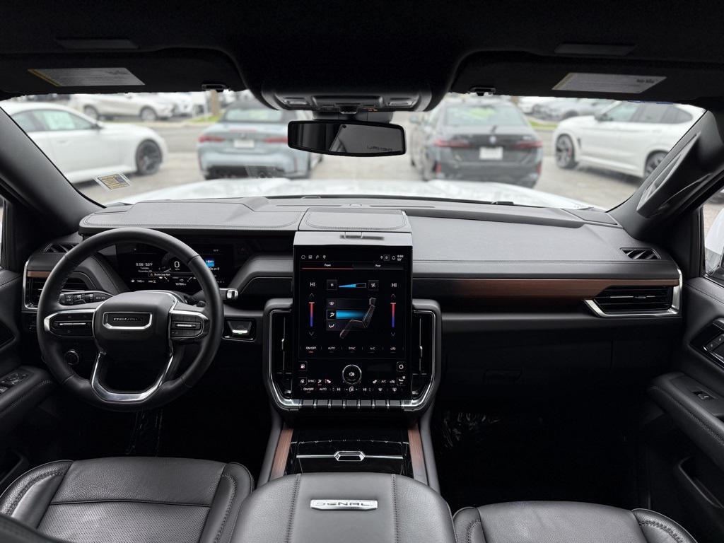 used 2025 GMC Yukon car, priced at $76,990