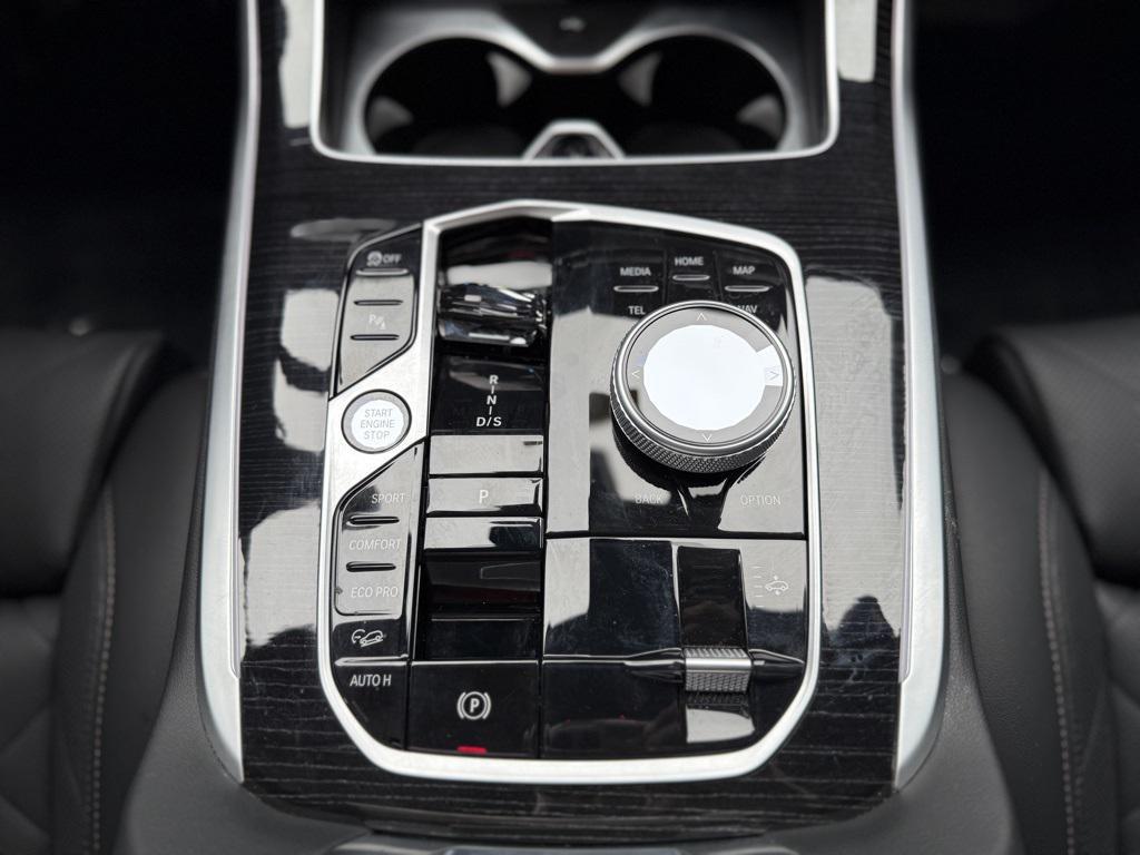 used 2025 BMW X7 car, priced at $80,990