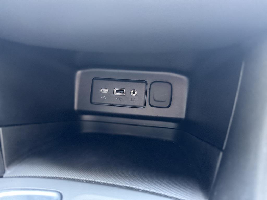 used 2023 Chevrolet Equinox car, priced at $22,990